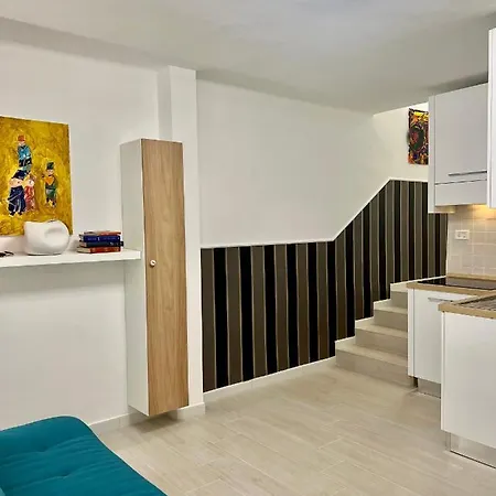 Daire Ludo's Flat Center *