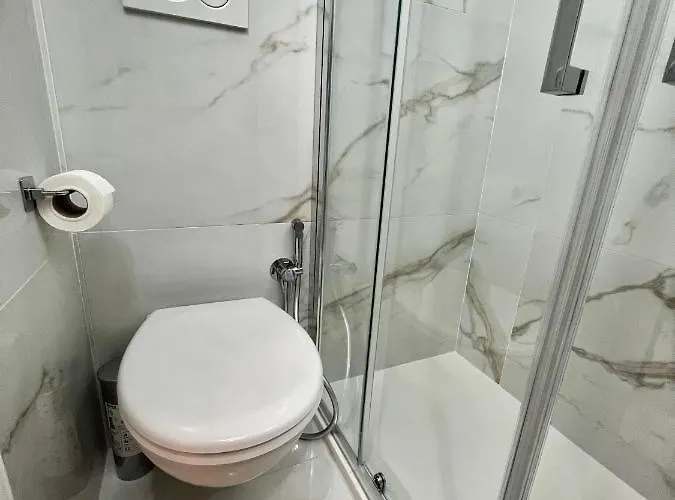 Ludo's Flat Center דירה *